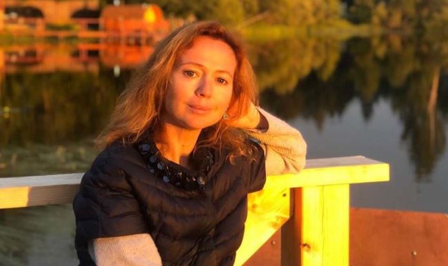 Актриса Захарова рассказала, как лишилась половины волос
