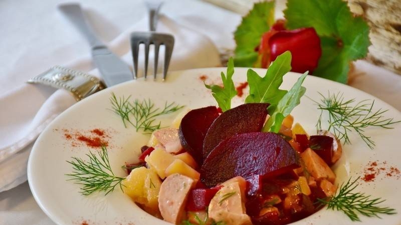 Нутрициолог Борода назвала свеклу самым полезным овощем русской кухни