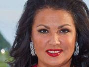 Анна Нетребко рассказала, что вернется на сцену в конце мая