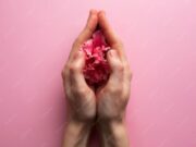 Грибковая инфекция в интимной зоне у женщин: симптомы, диагностика и эффективное лечение