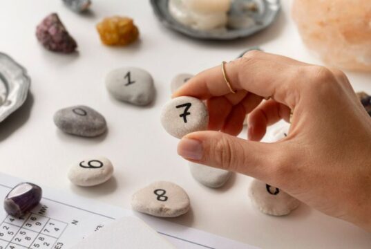 Обучение астрологии, тарологии и нумерологии: как начать путь в эзотерику