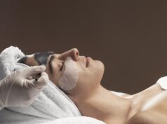 Почему уход за собой важен для женщин и как выбрать клинику косметологии